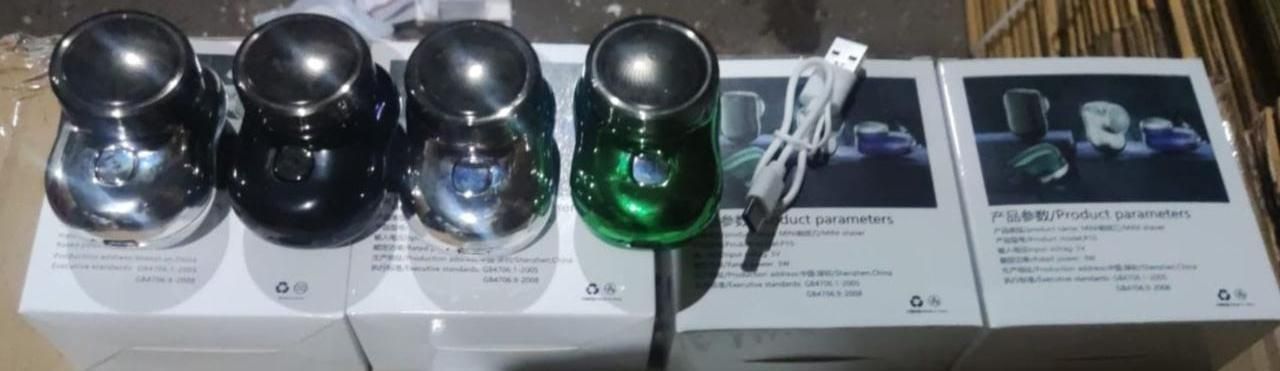 Pocket-Size Electric Shaver –Long Battery Life